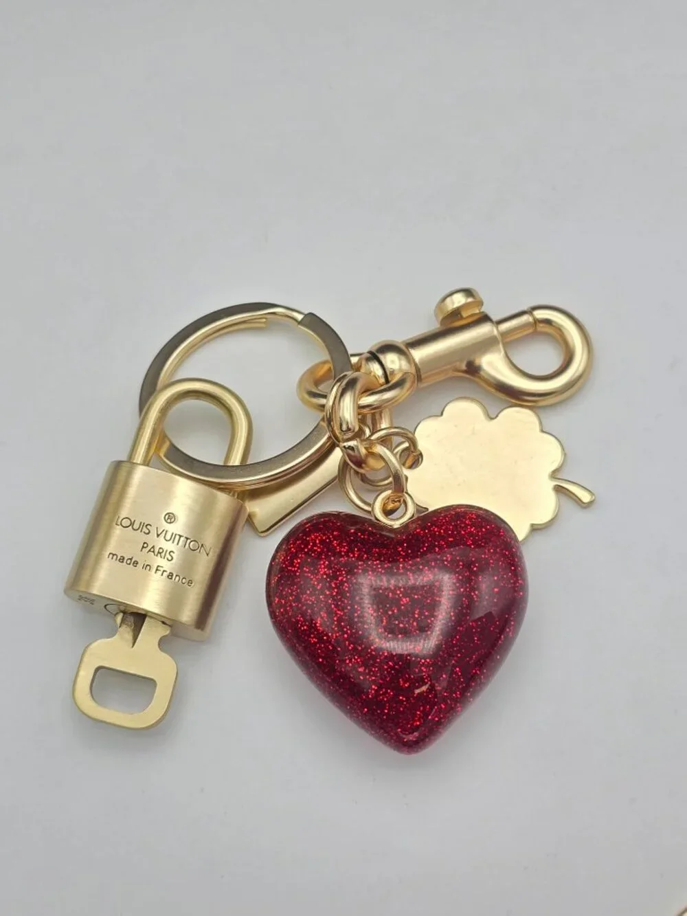 LV Authentic Gold Lock & Key 🔑 Luxury Bag Charm w/ Unbranded Heart Keychain
